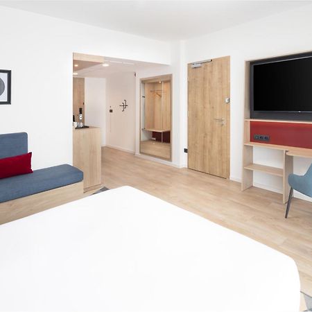 Hampton By Hilton Targu-Mures Bagian luar foto