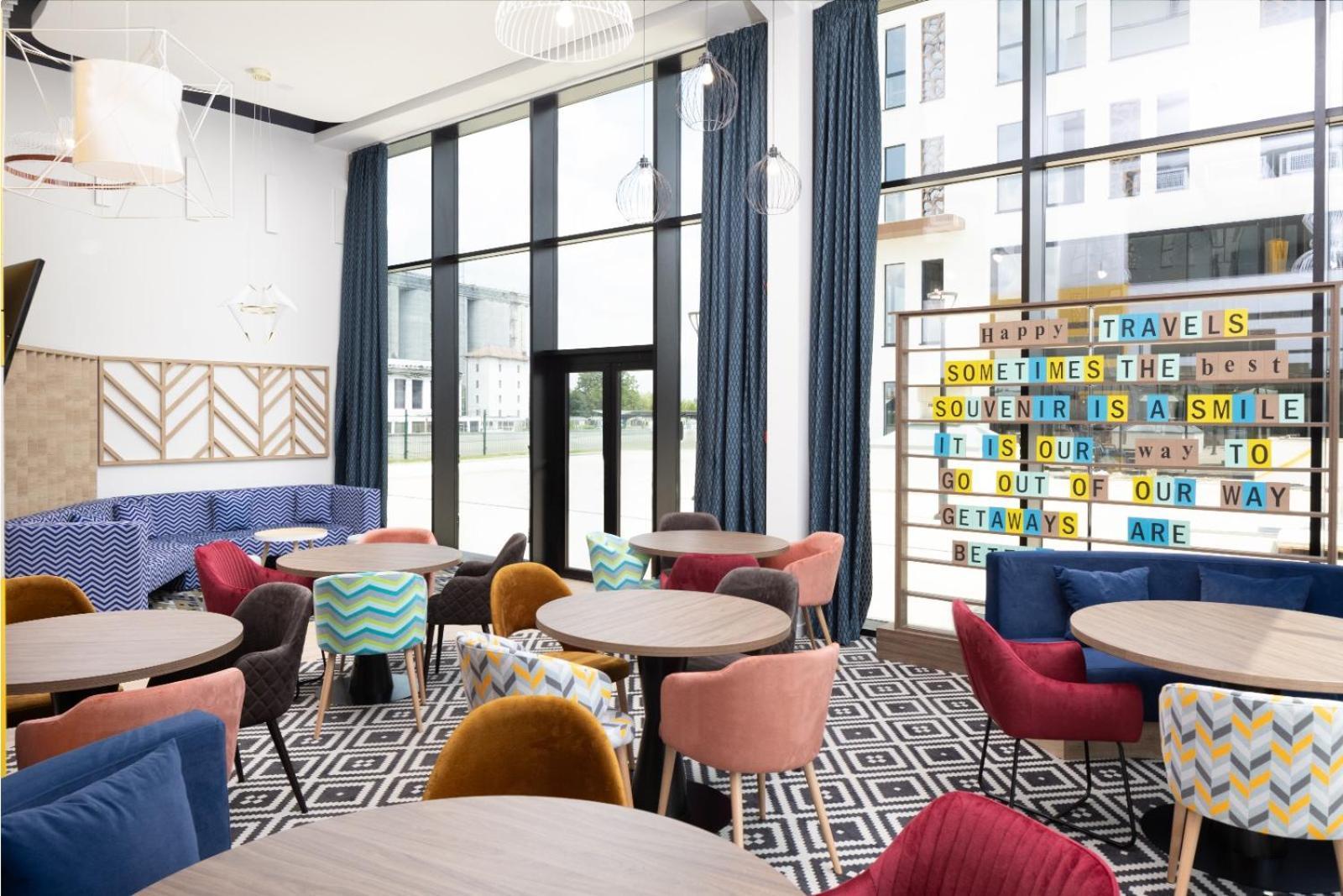 Hampton By Hilton Targu-Mures Bagian luar foto