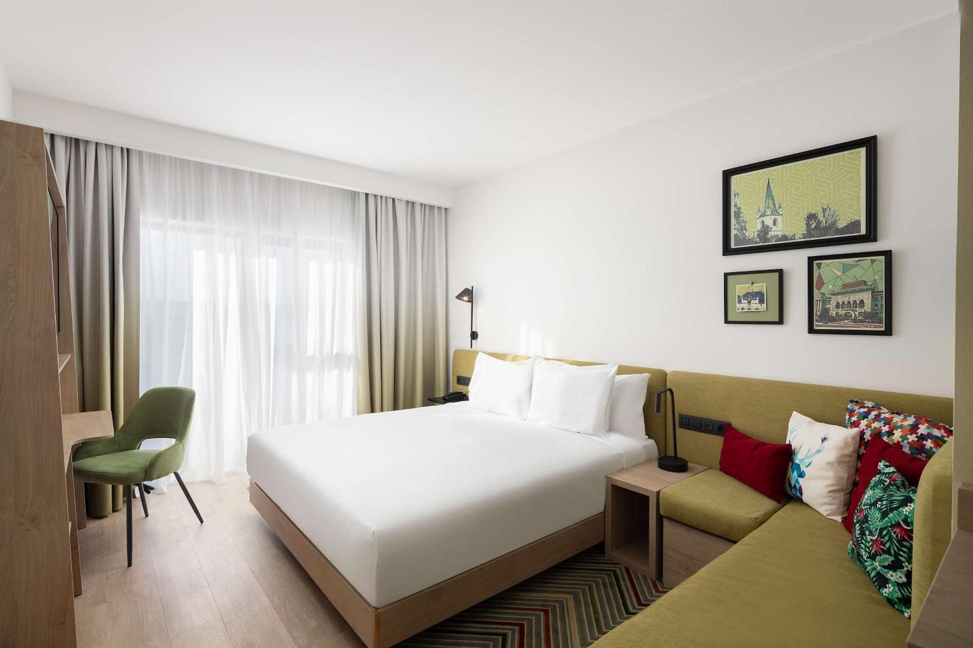 Hampton By Hilton Targu-Mures Bagian luar foto