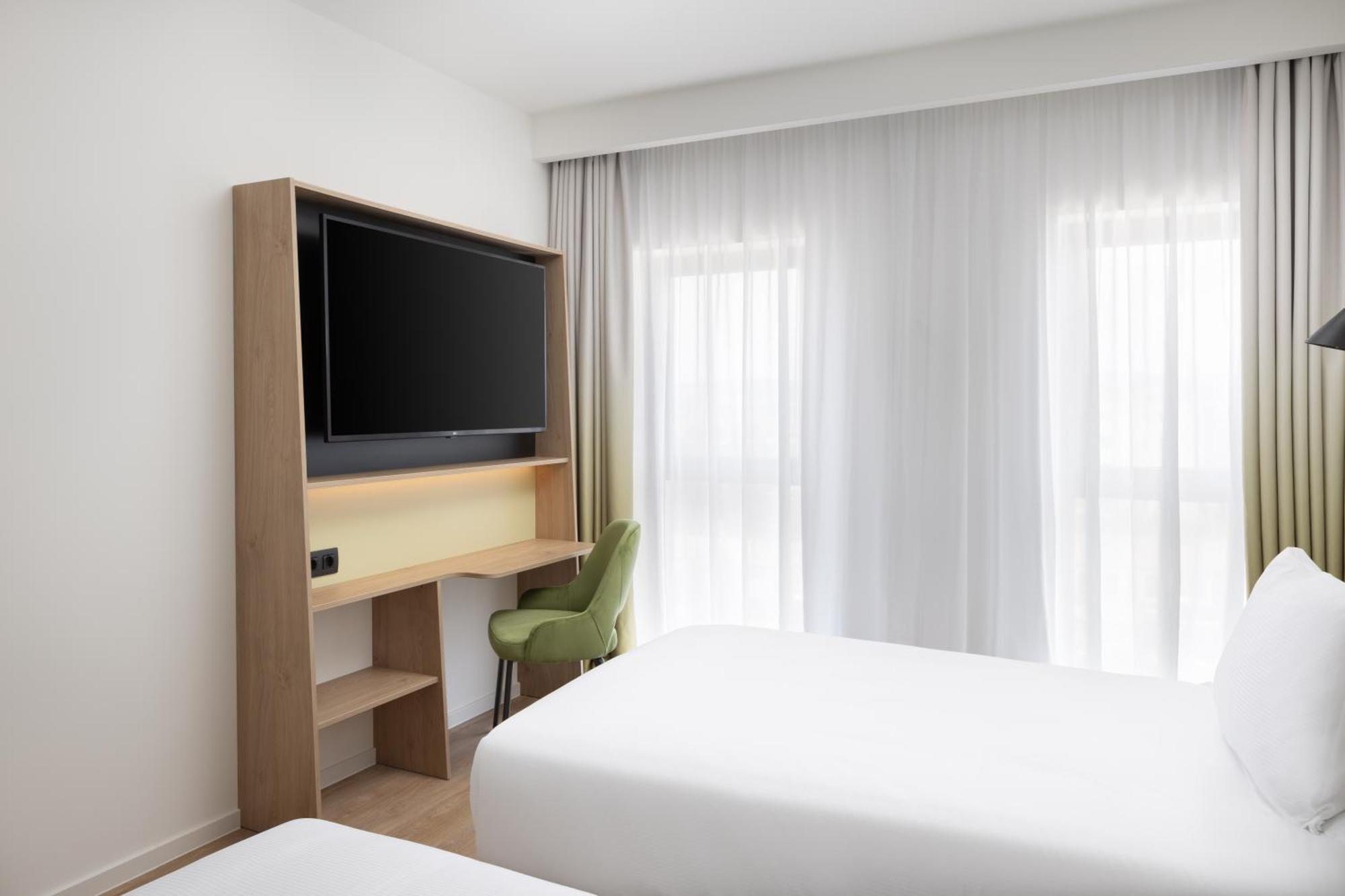 Hampton By Hilton Targu-Mures Bagian luar foto